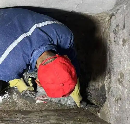 马湾镇电缆沟堵漏